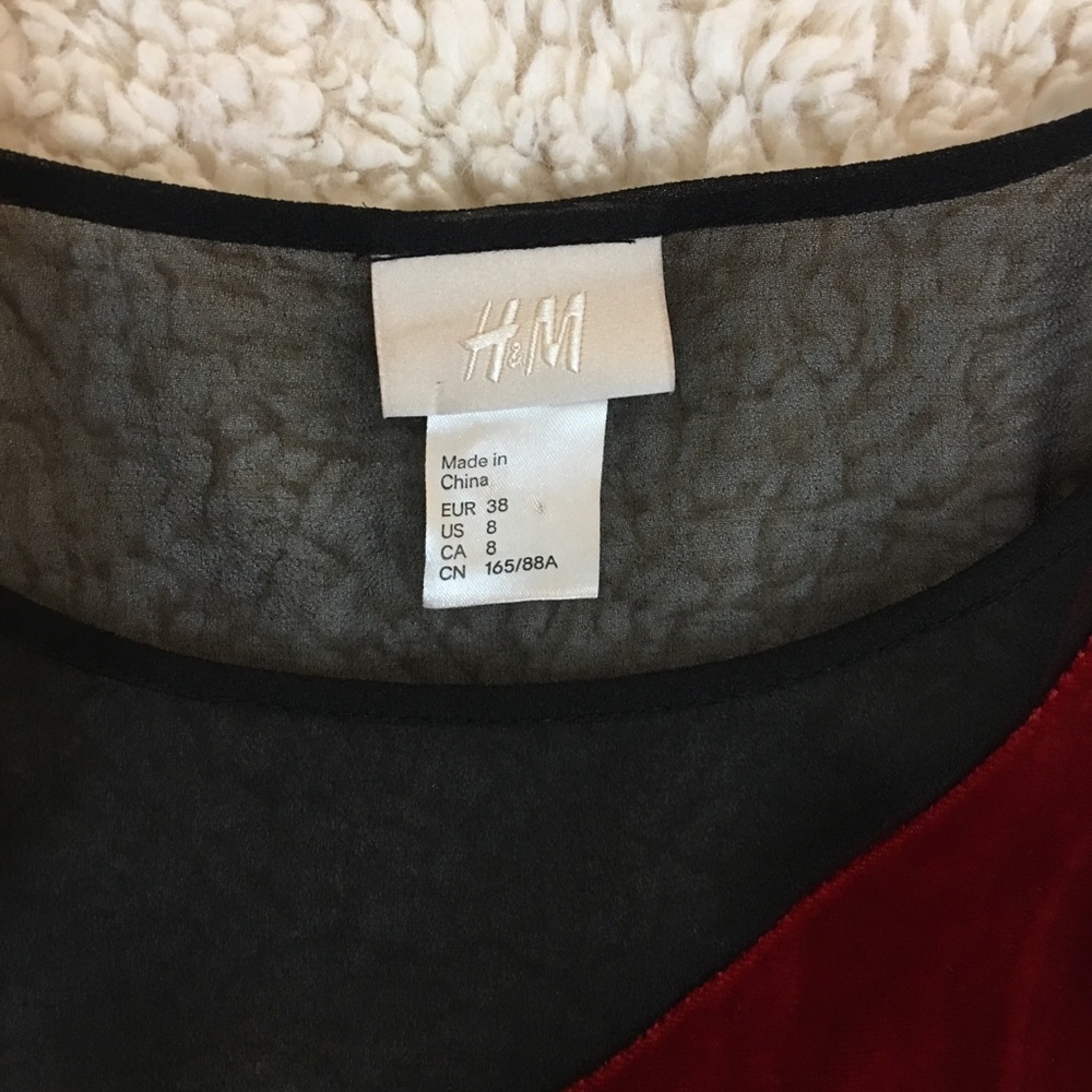 🌷H&M Red Velvet Sheath Dress Sz 8 - Picture 3 of 8